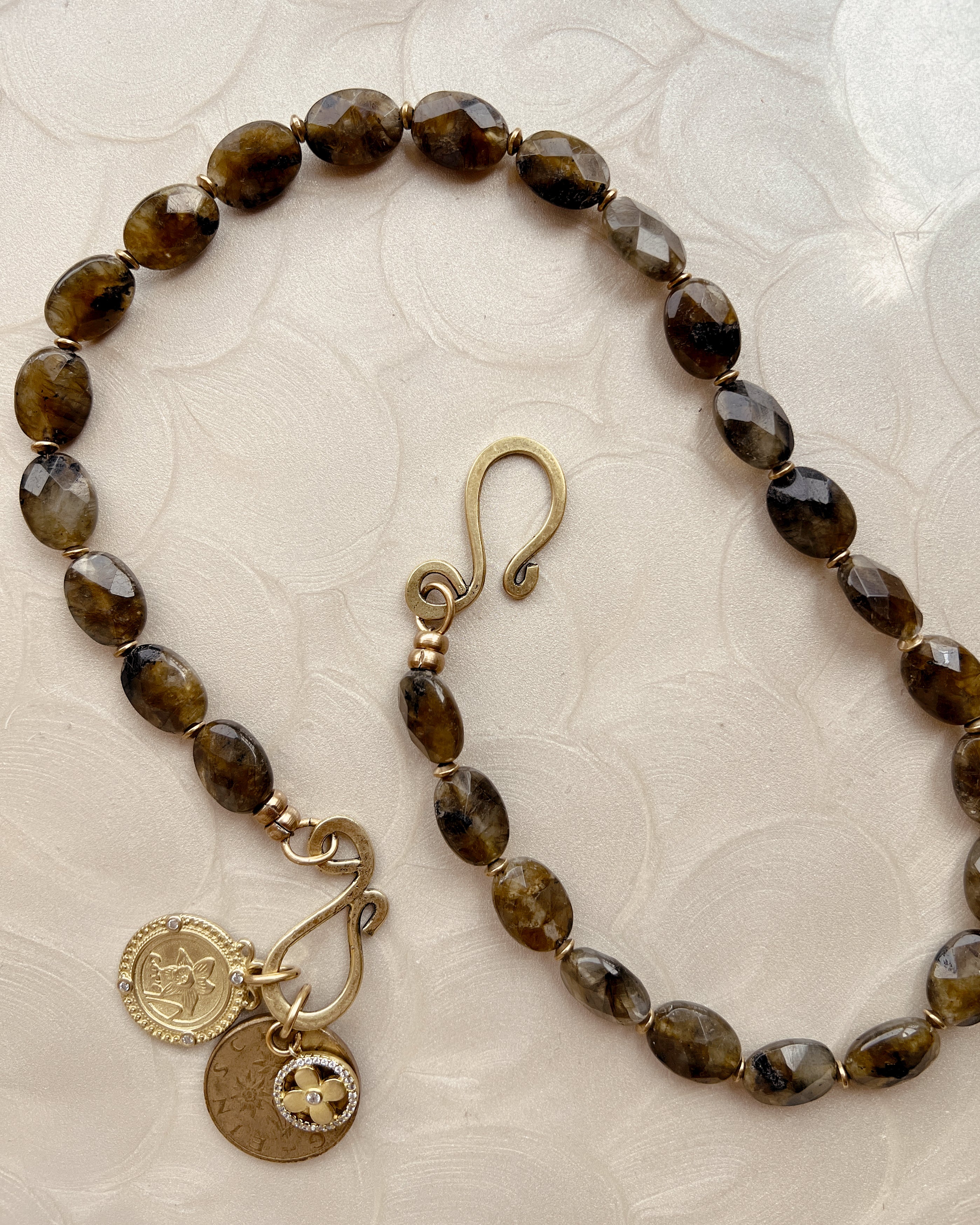 Labradorite Flora Strand