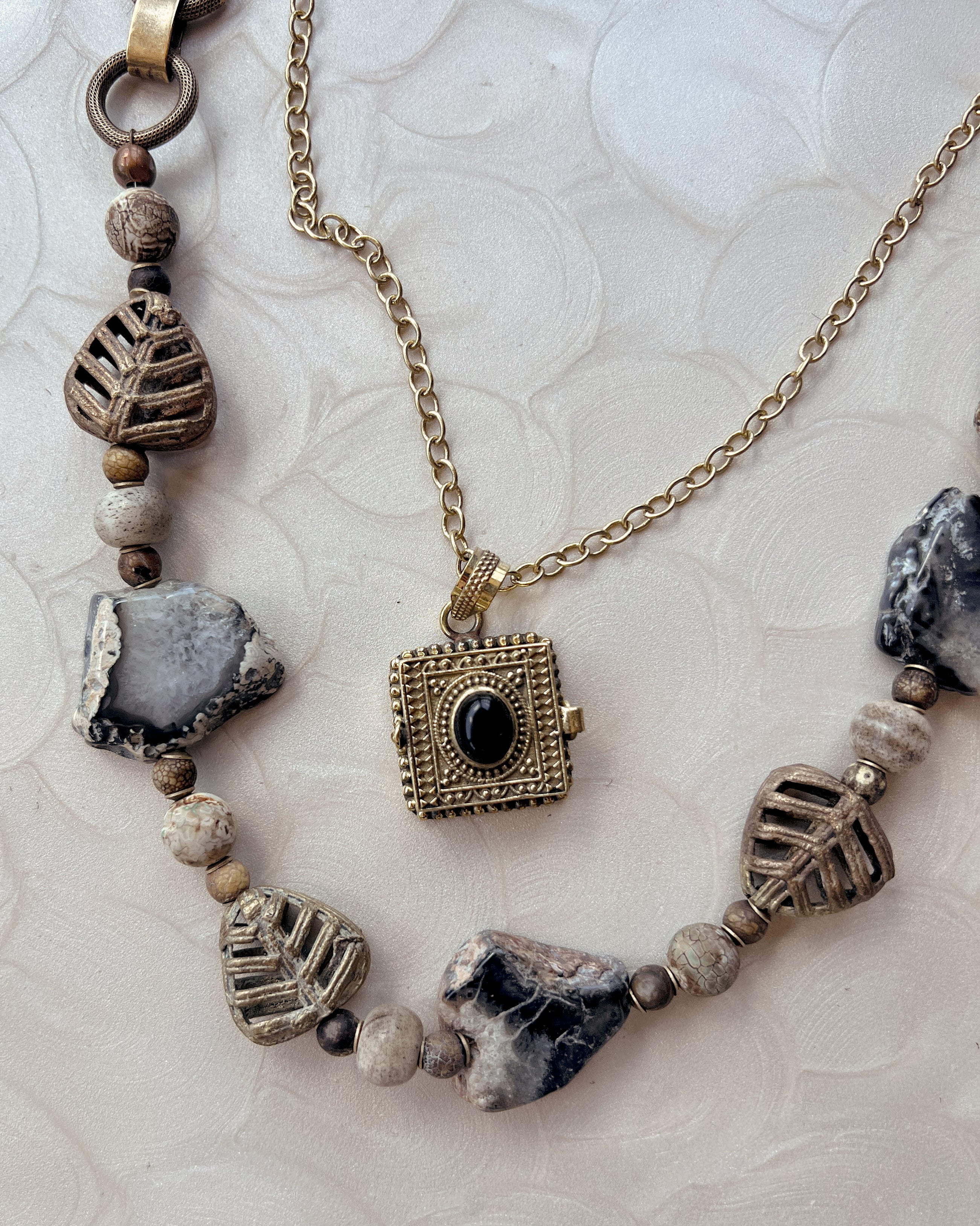 Black Agate Relic Chain