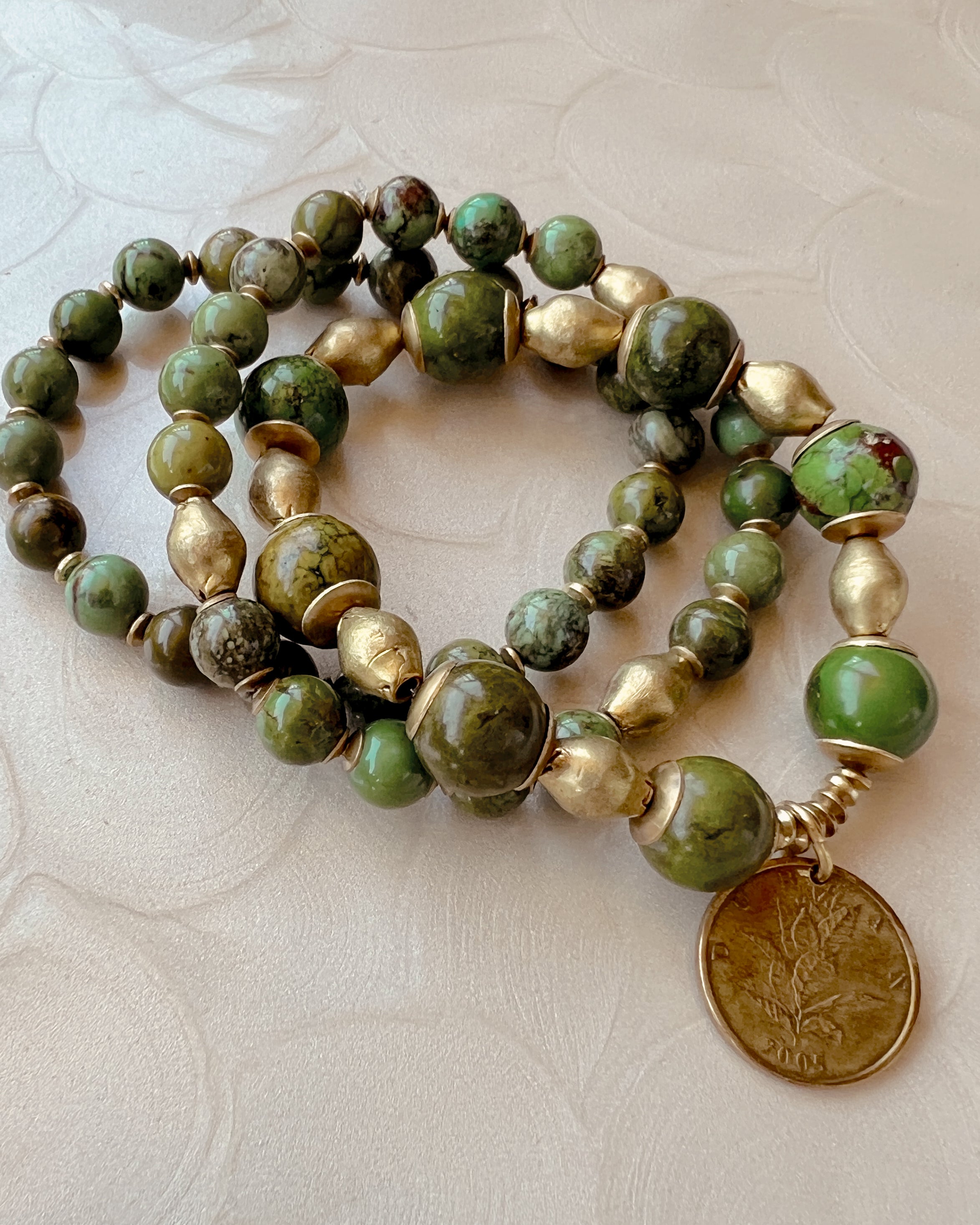 Green Ivy Stack 01