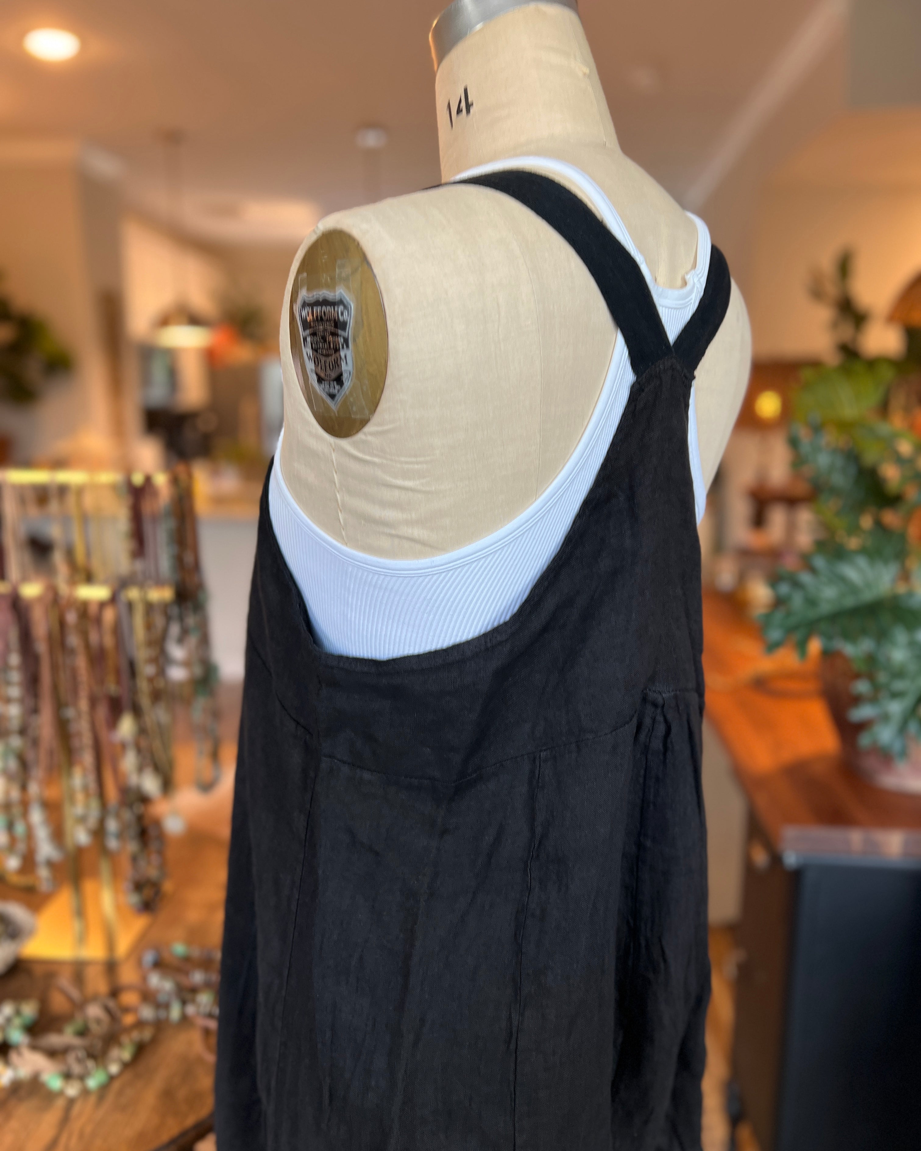 Bohemian Linen Bibs (Black)