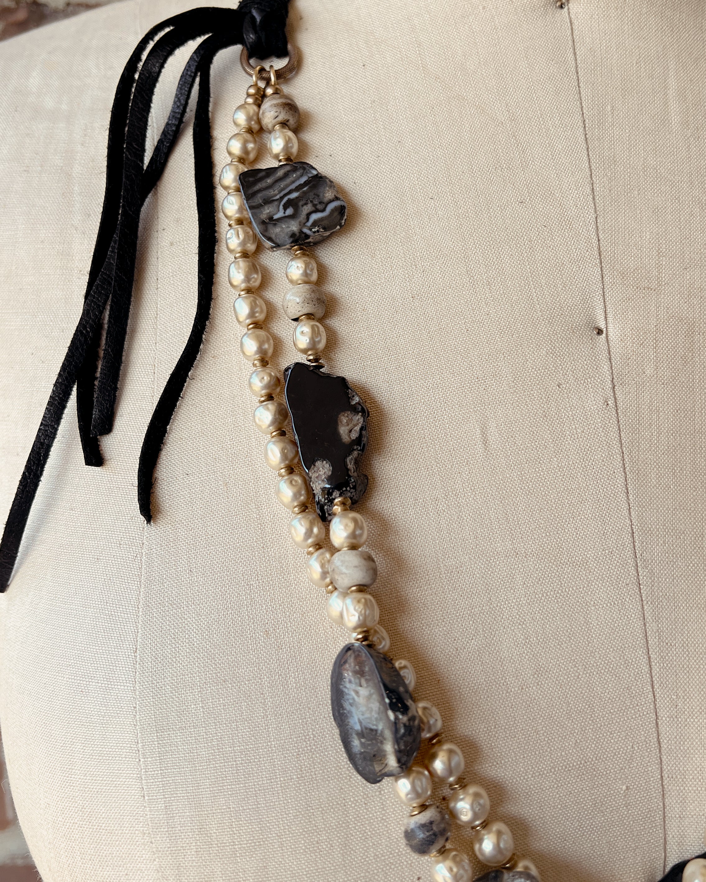 Black Agate & Pearl Strand
