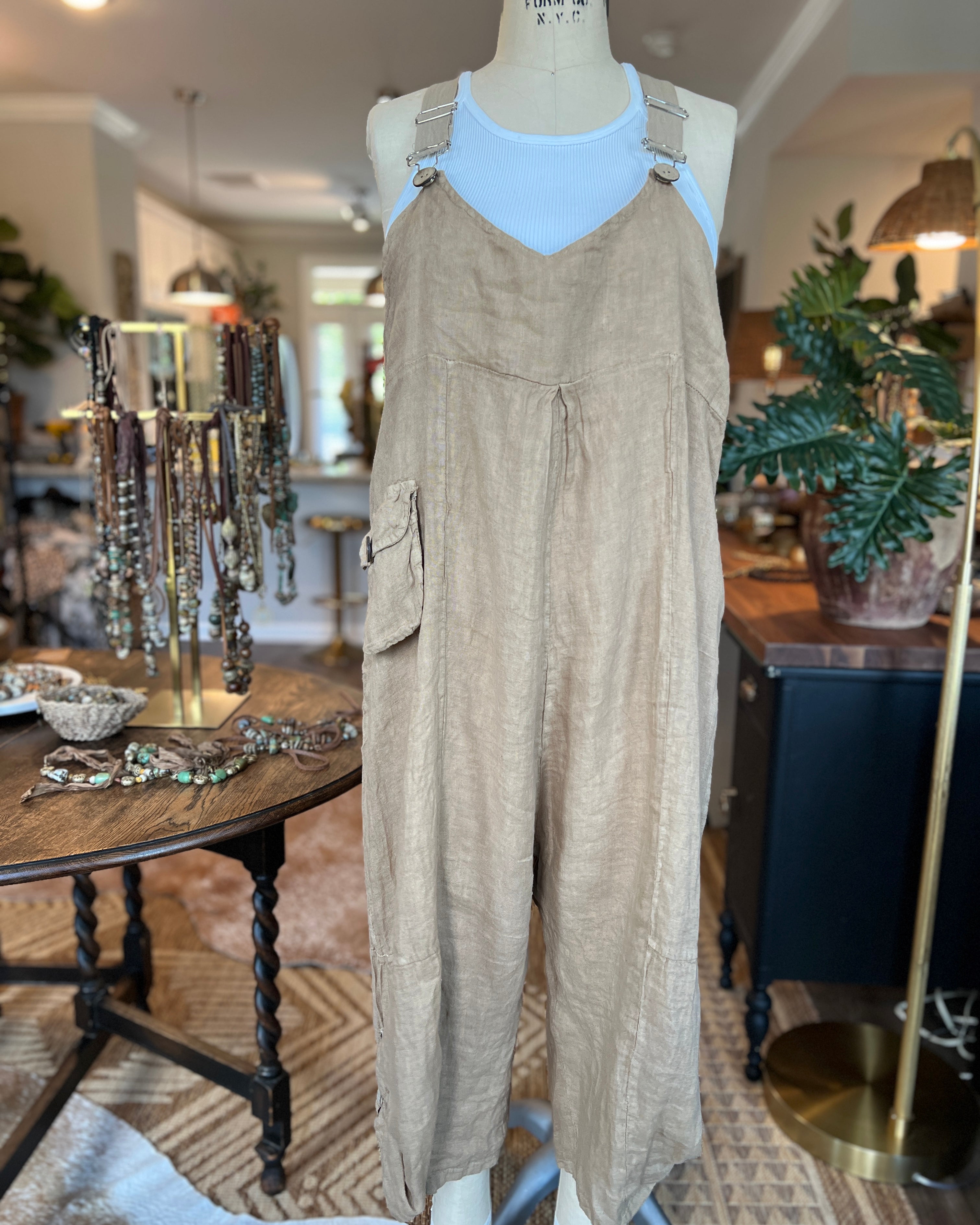 Bohemian Linen Bibs (Camel)