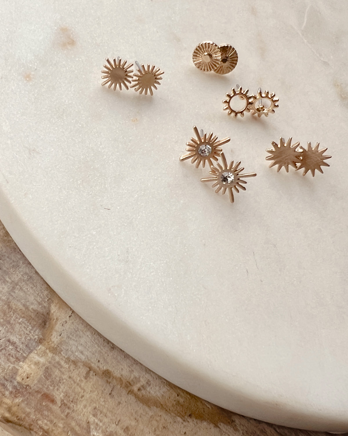 Sunburst Stud Set