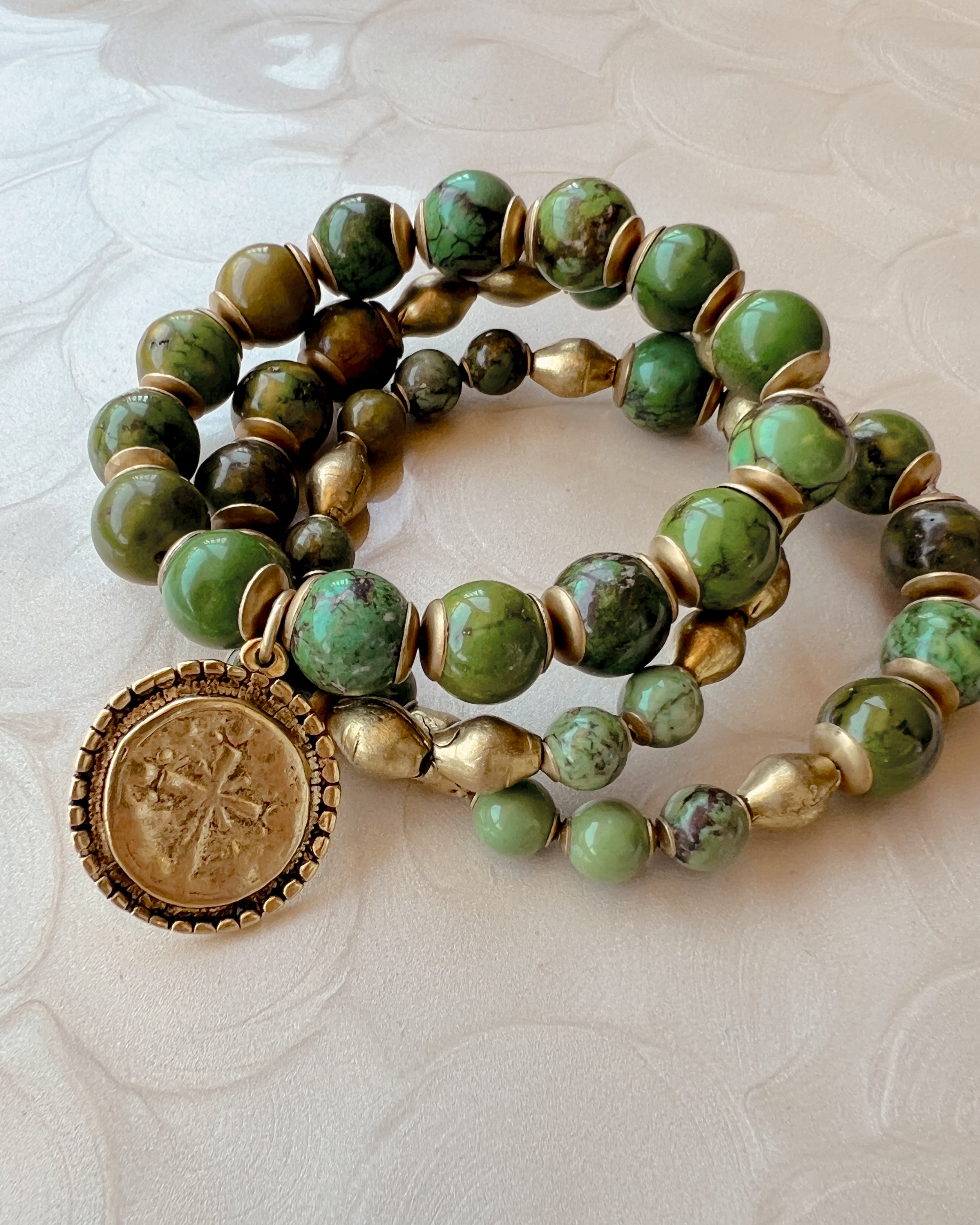 Green Ivy Stack 02