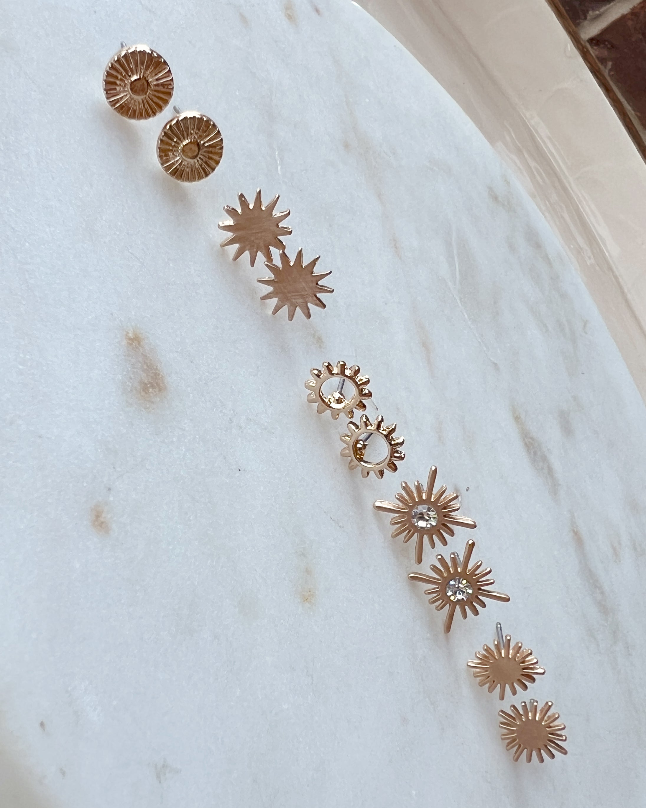 Sunburst Stud Set