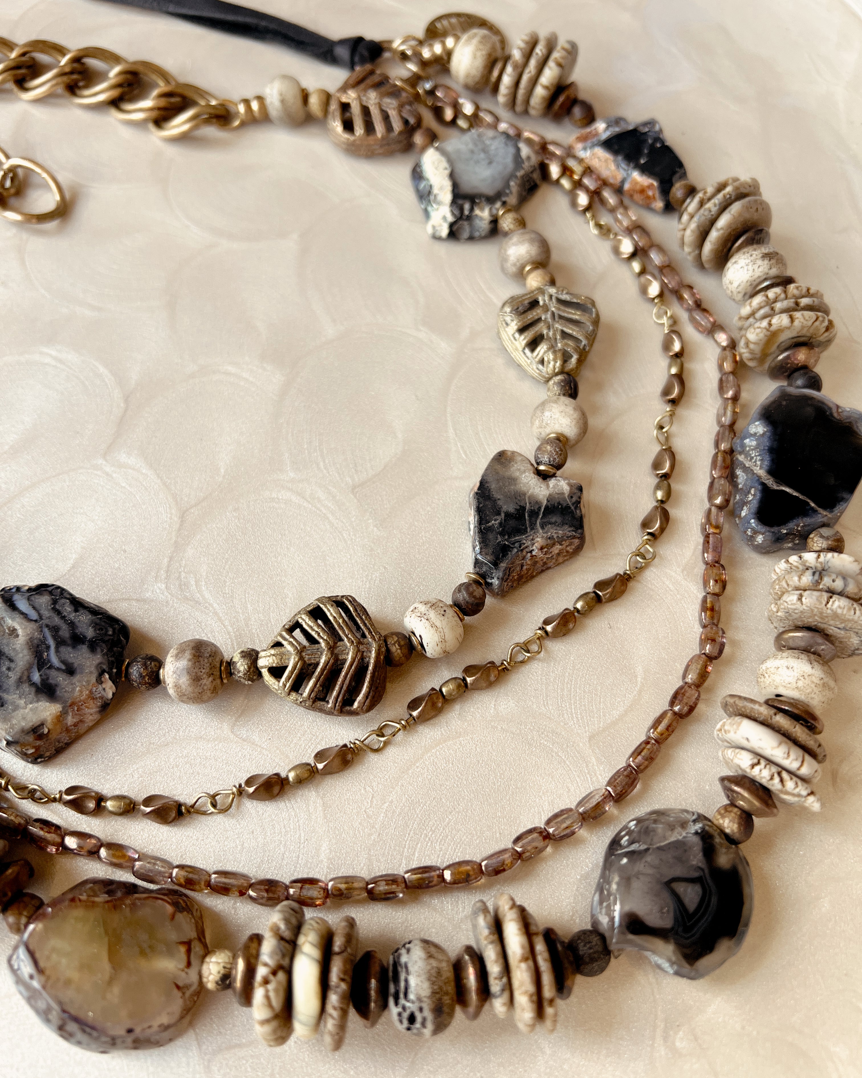 Agate Slab Layered Strand