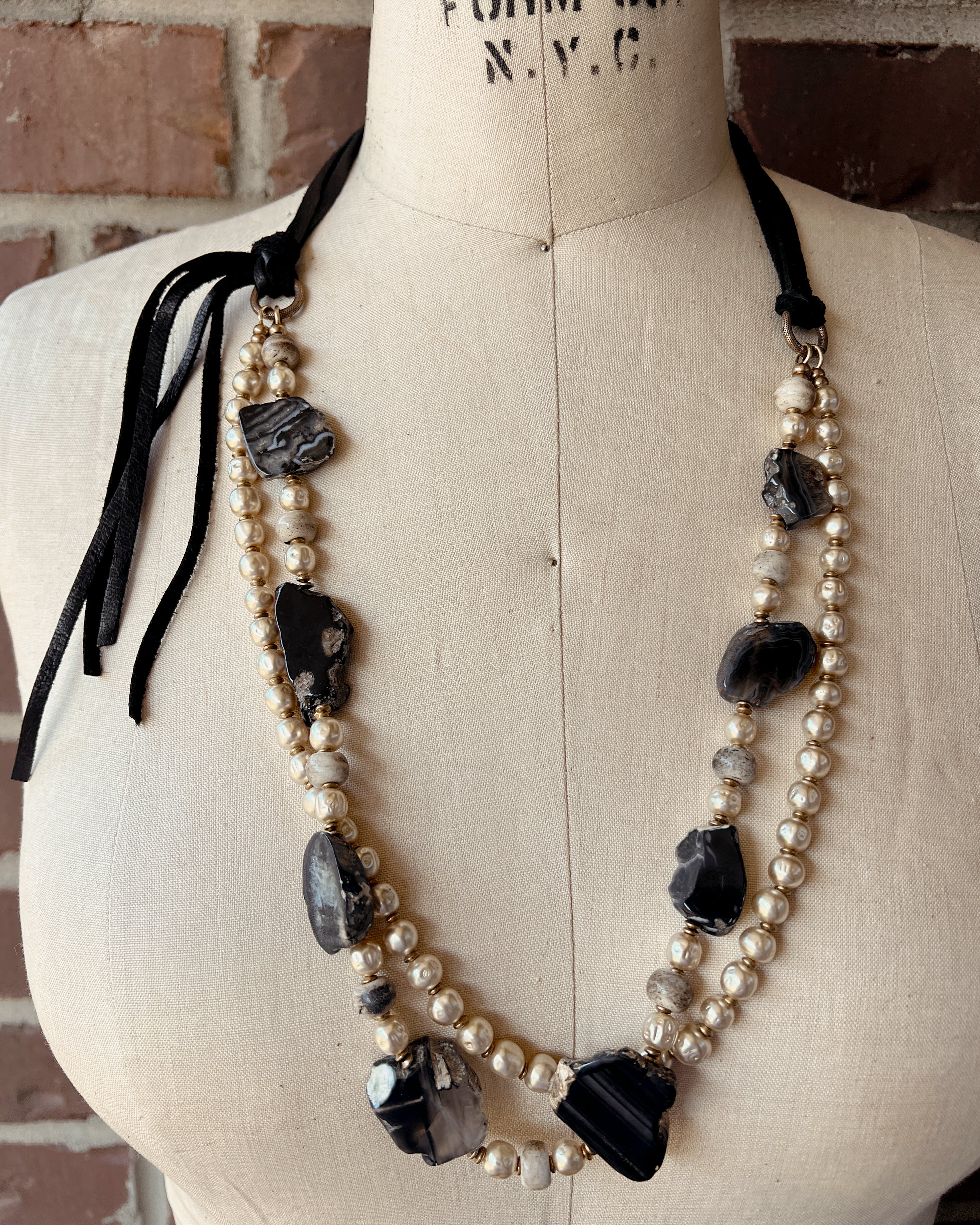 Black Agate & Pearl Strand