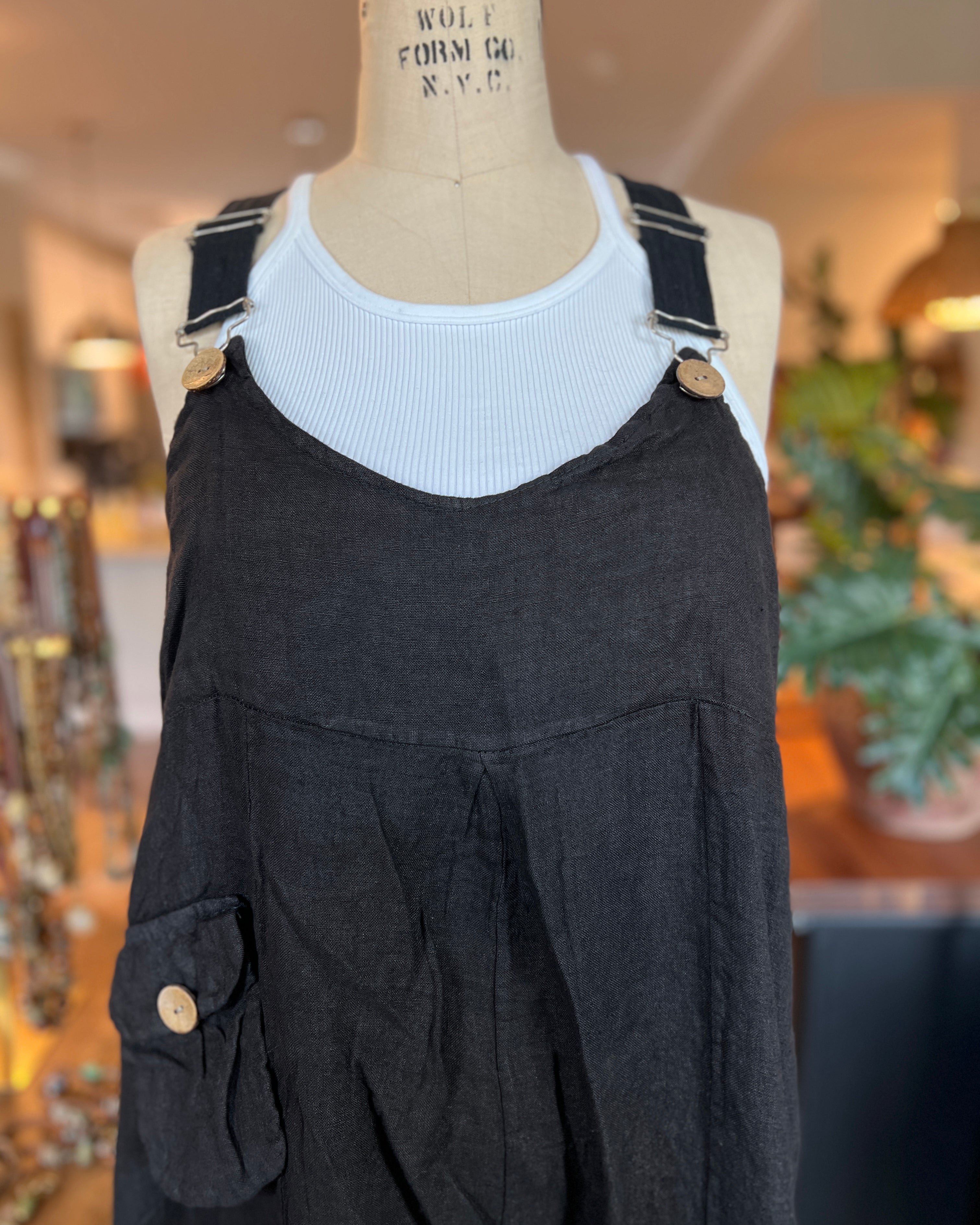 Bohemian Linen Bibs (Black)