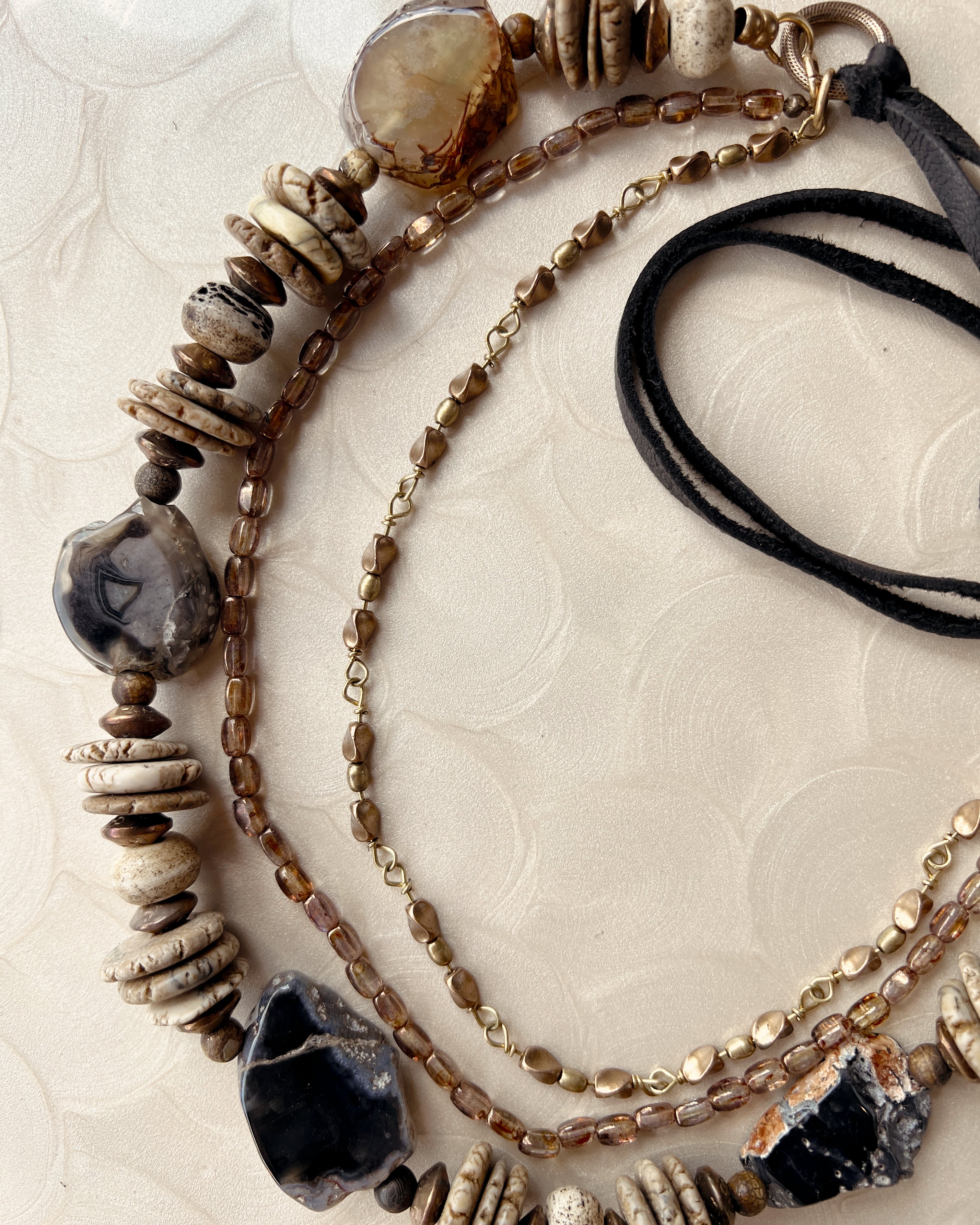 Agate Slab Layered Strand