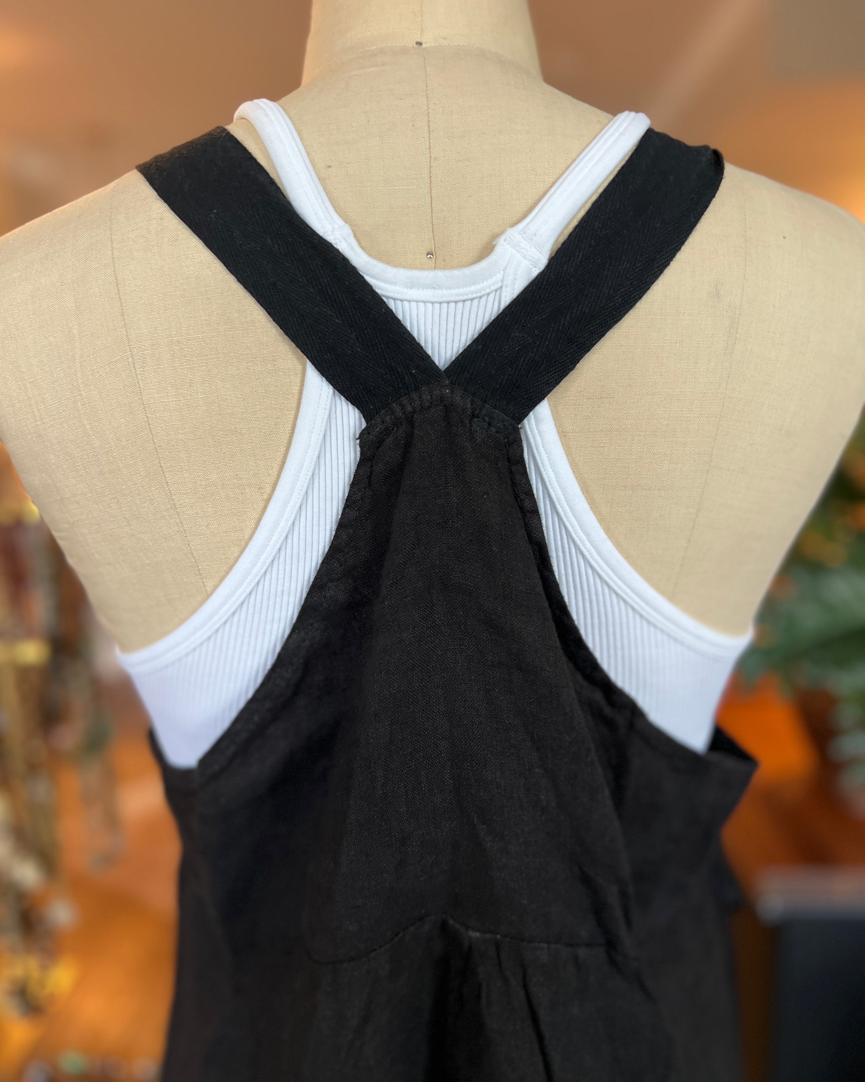 Bohemian Linen Bibs (Black)