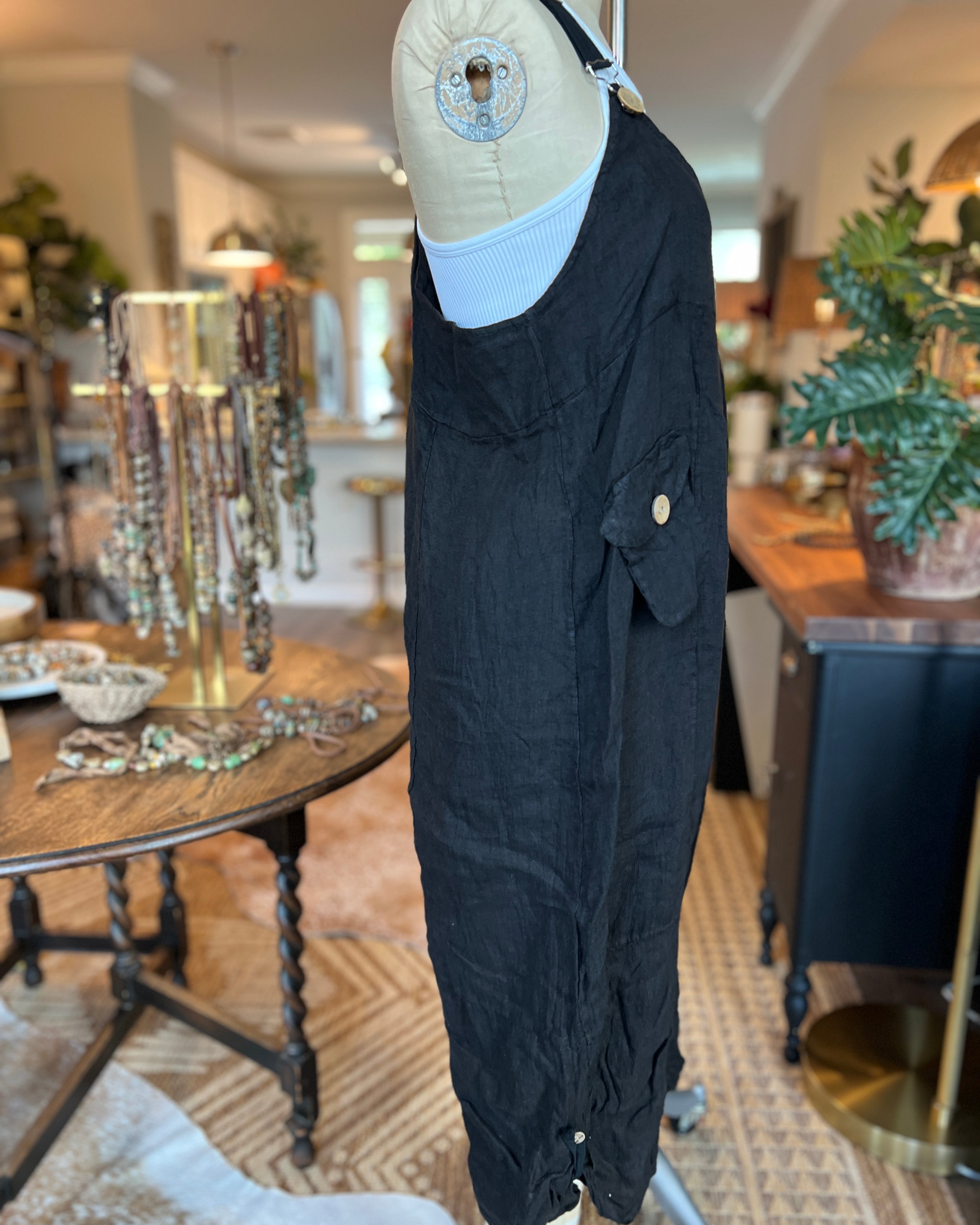 Bohemian Linen Bibs (Black)