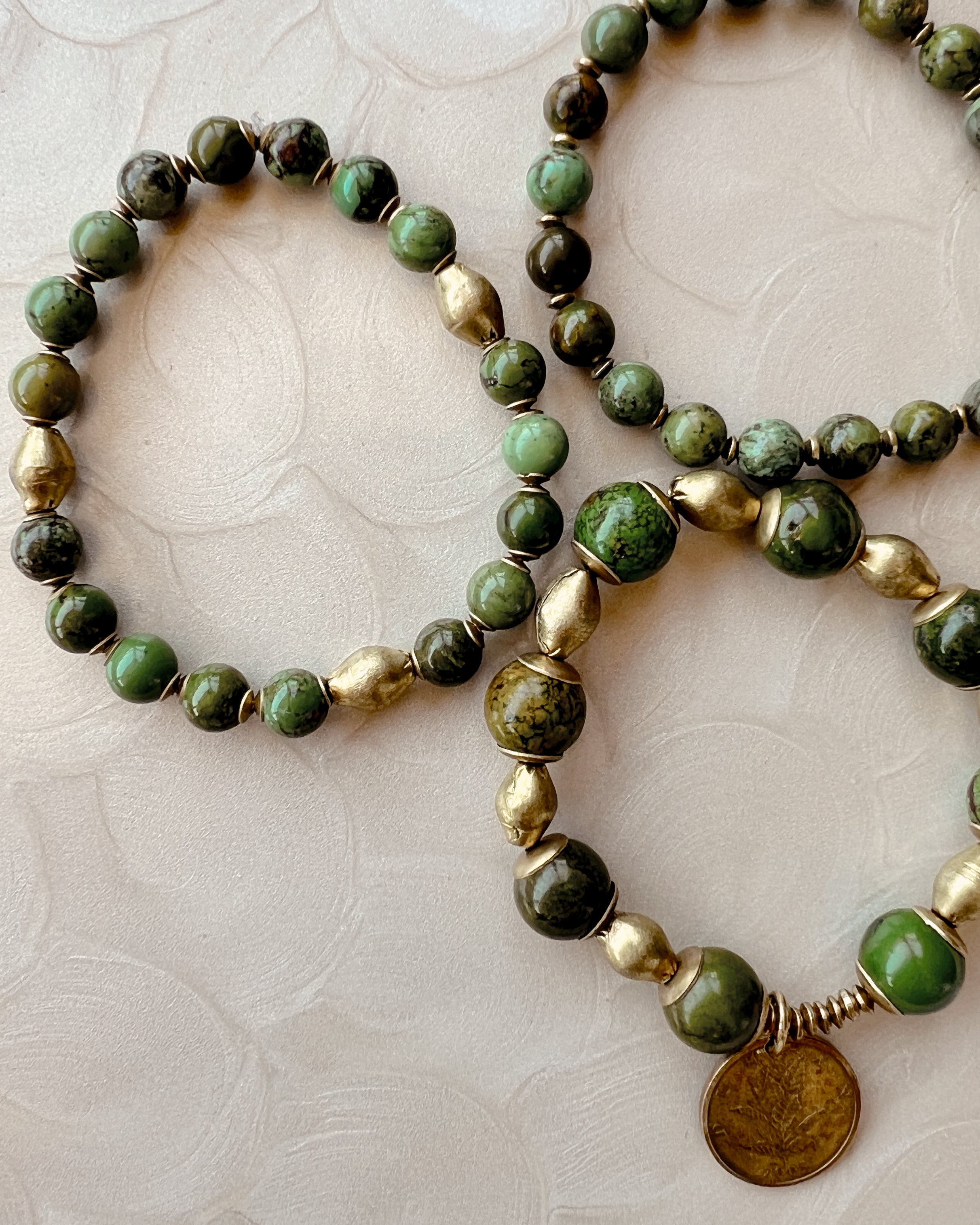 Green Ivy Stack 01