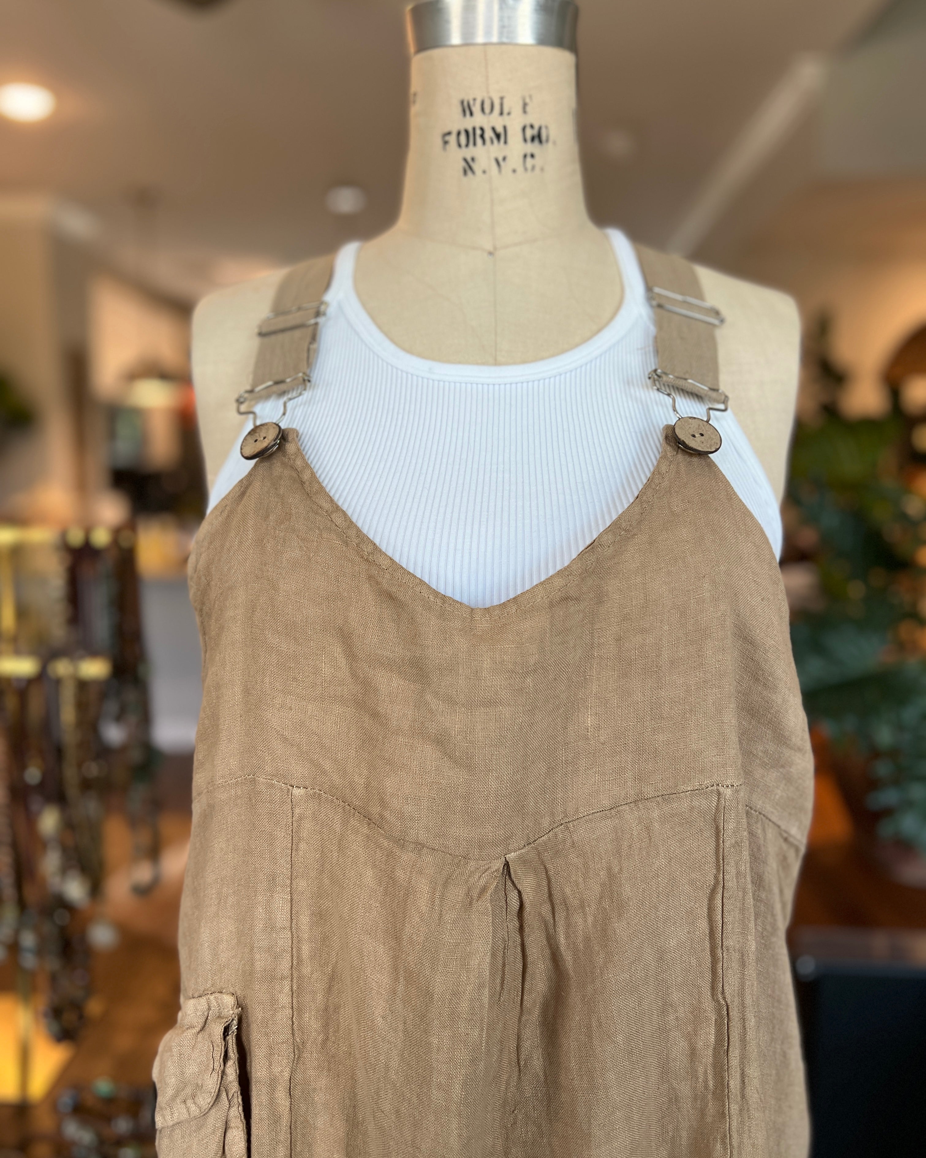 Bohemian Linen Bibs (Camel)