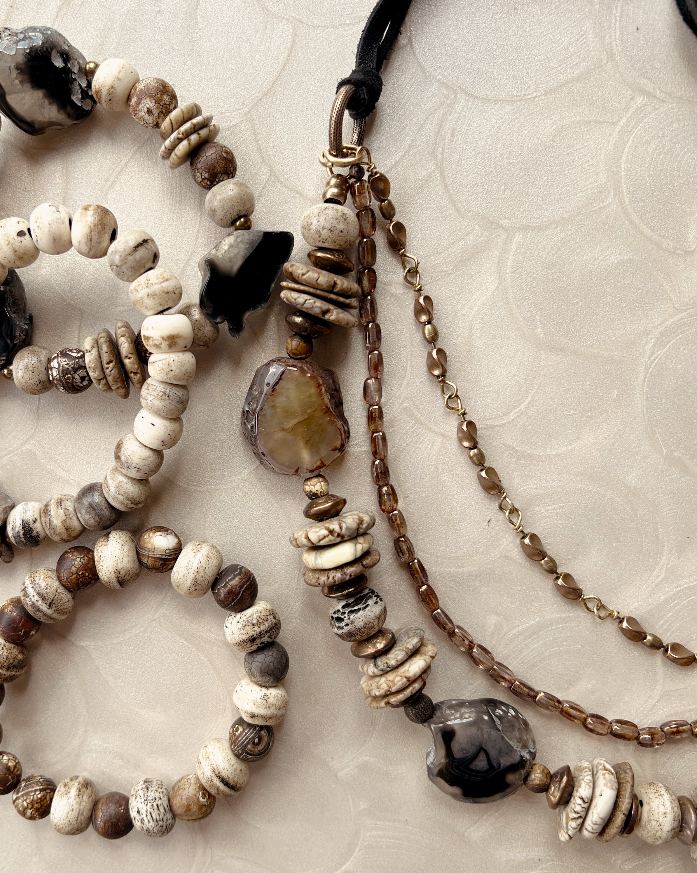 Agate Slab Layered Strand