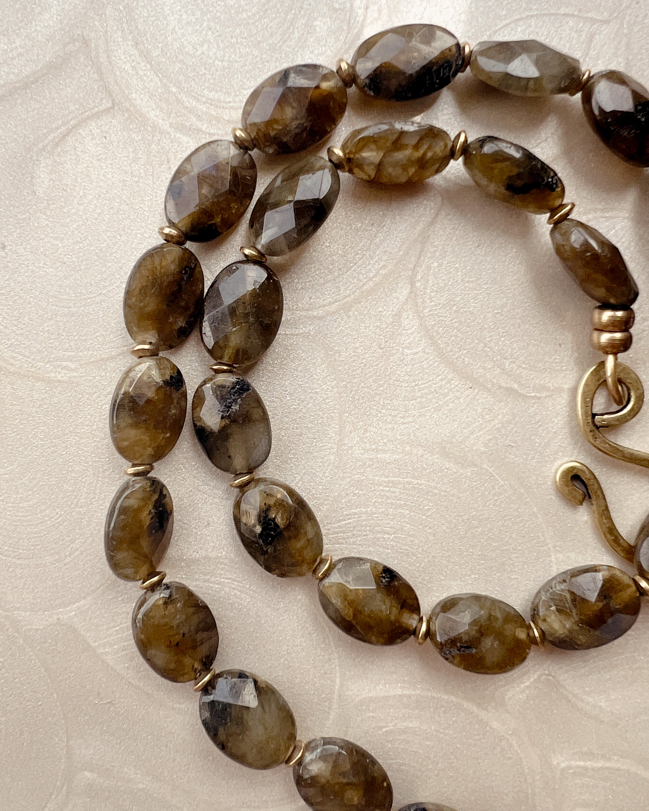 Labradorite Flora Strand