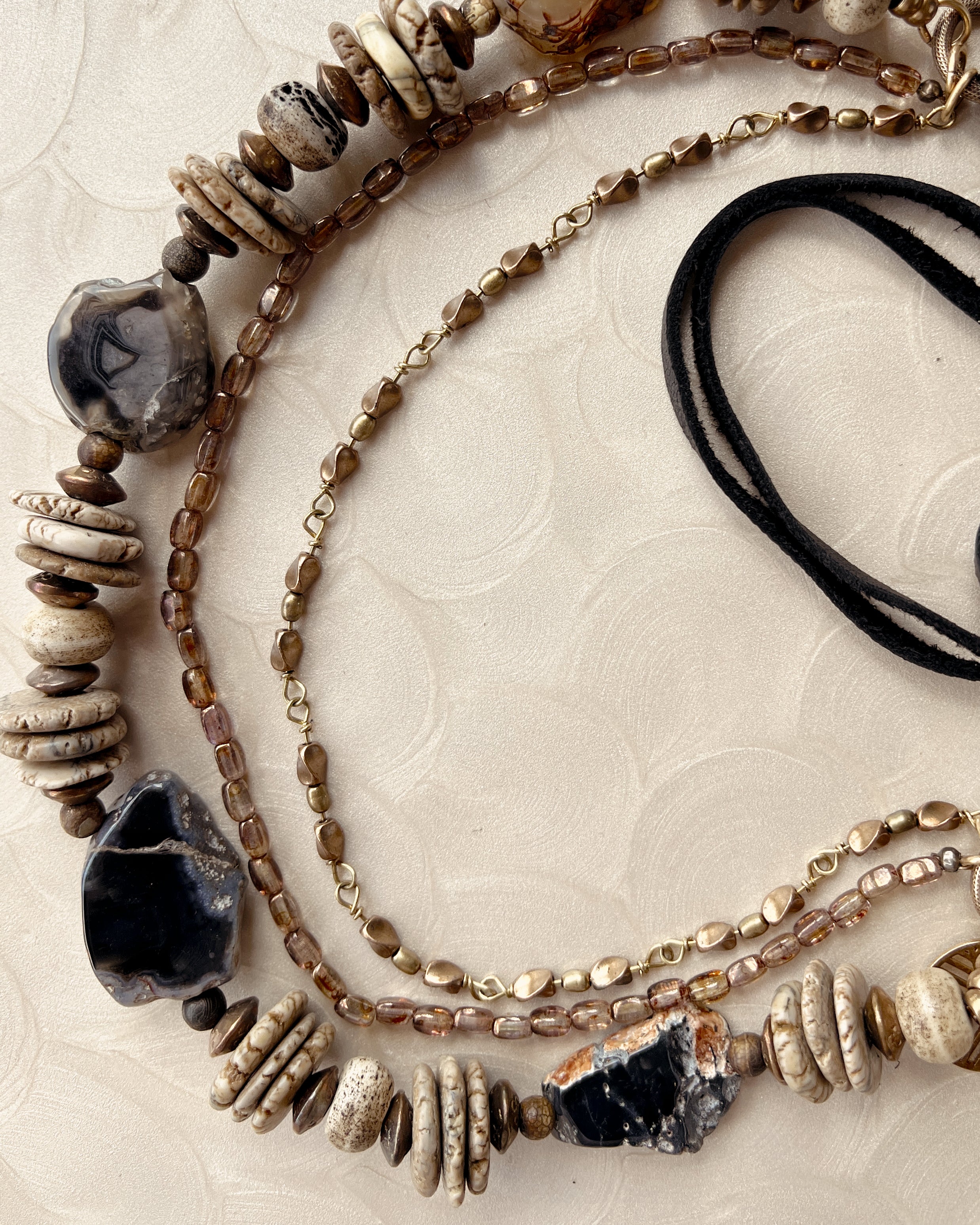 Agate Slab Layered Strand
