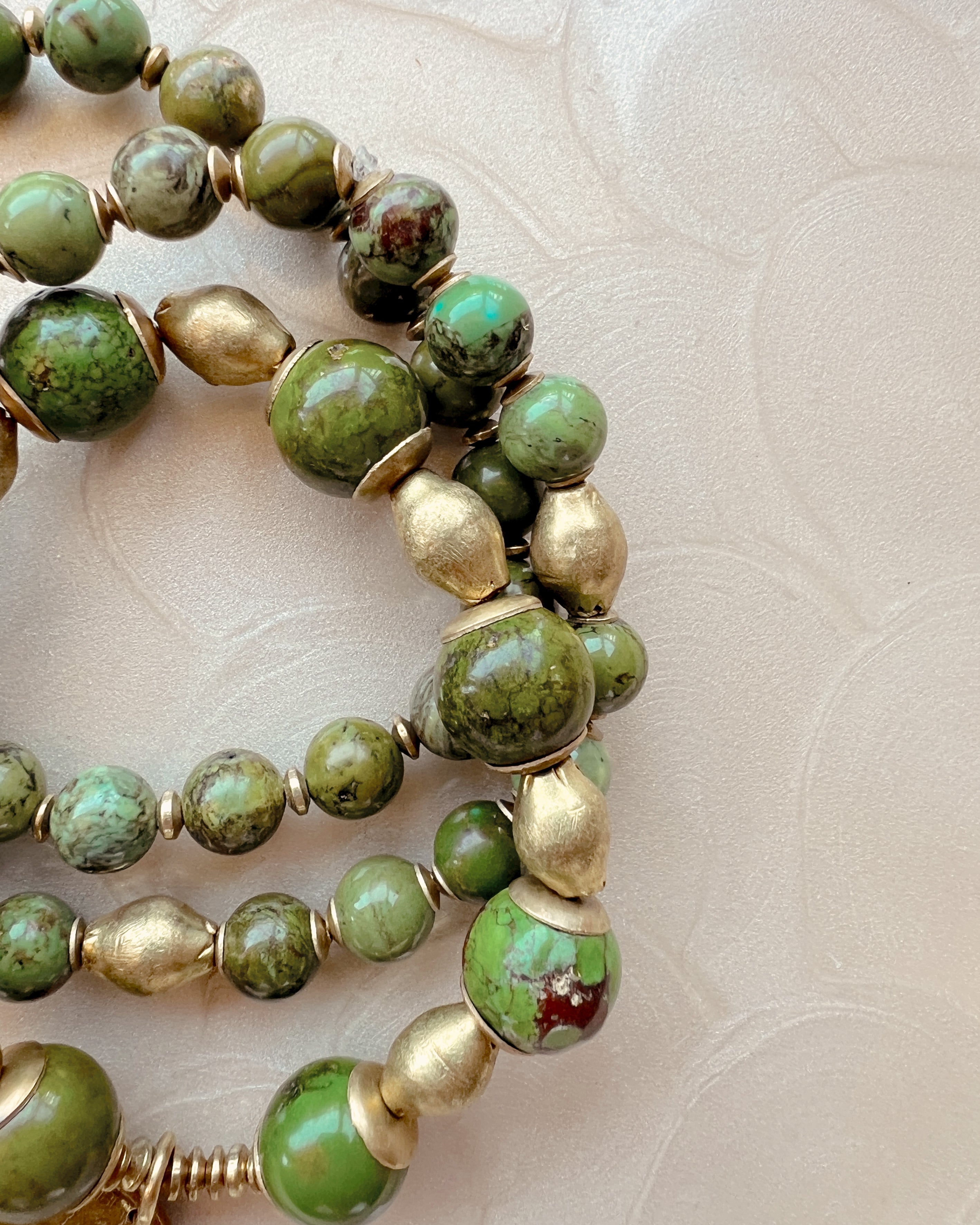 Green Ivy Stack 01