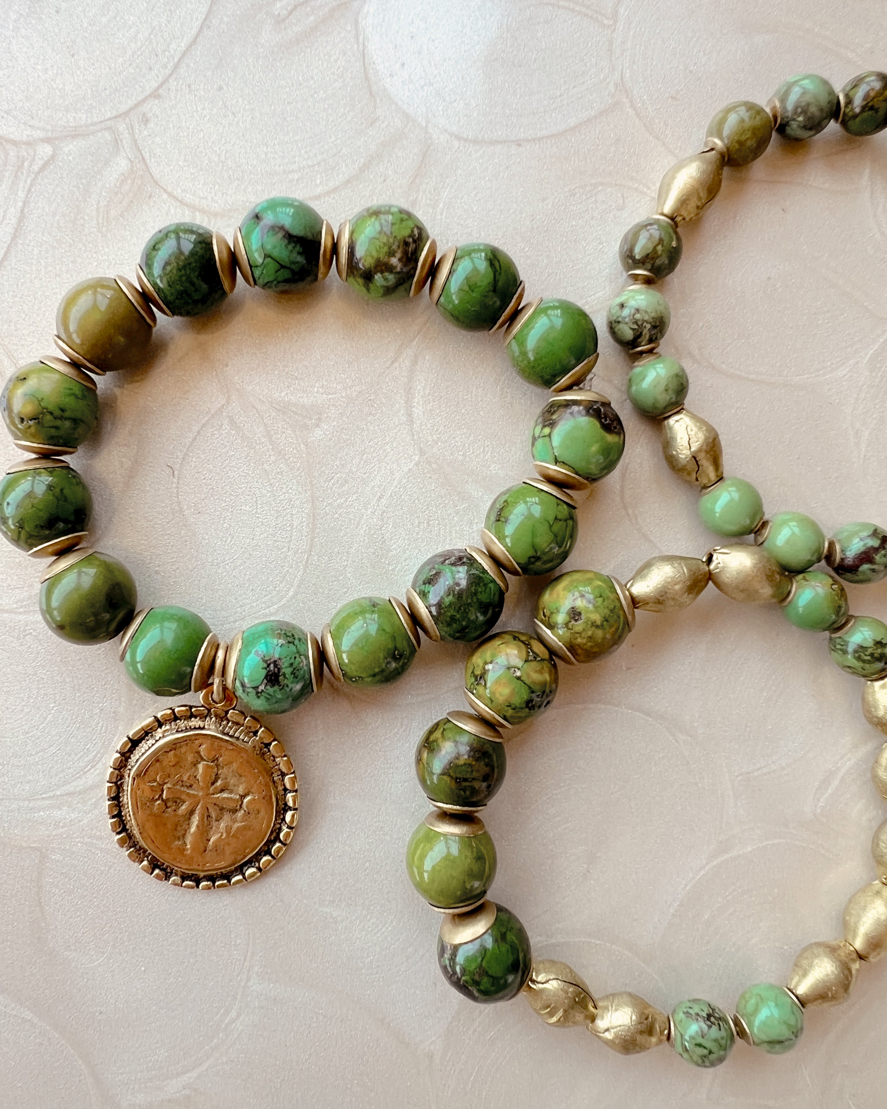 Green Ivy Stack 02